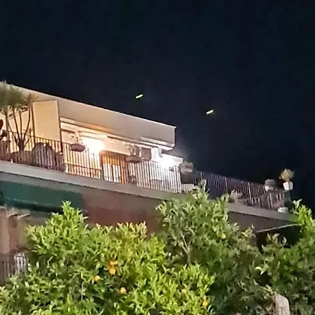 Esther's Casa شقة سورينتو